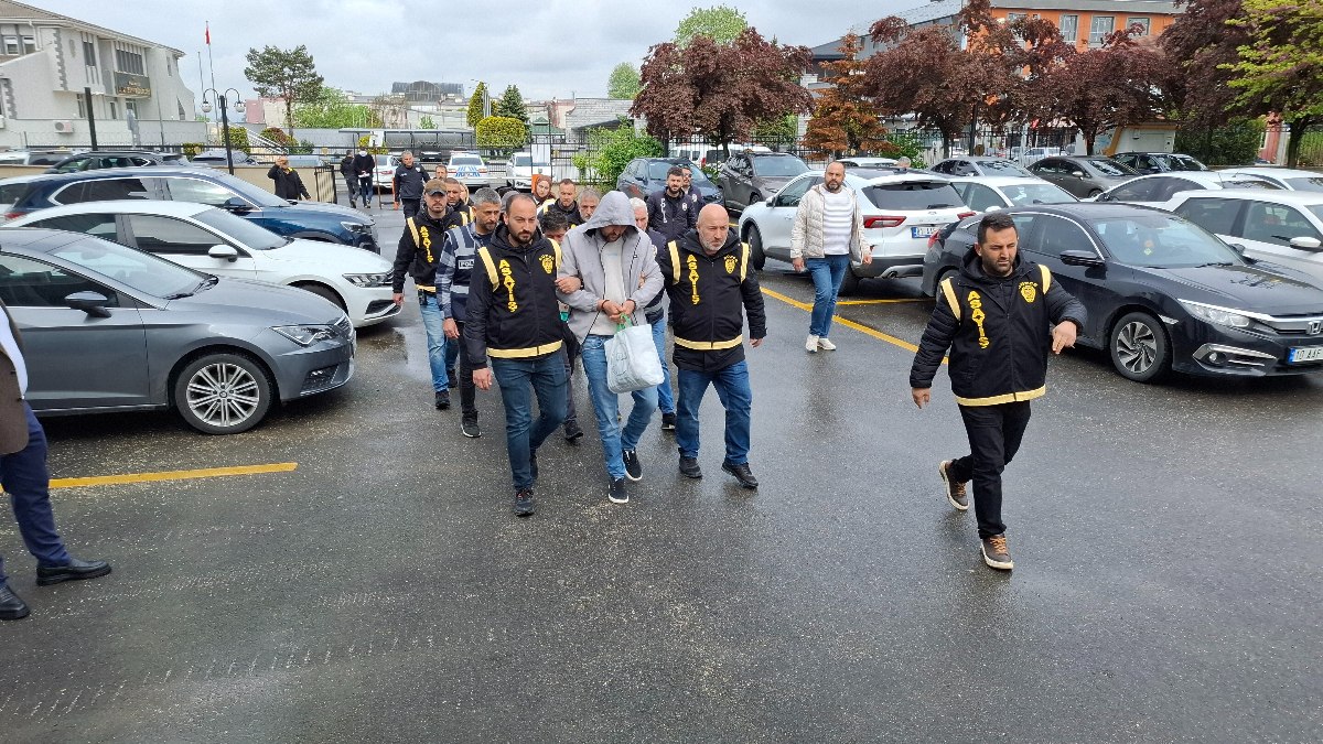Düzce’de fuhuş operasyonu: 5 gözaltı