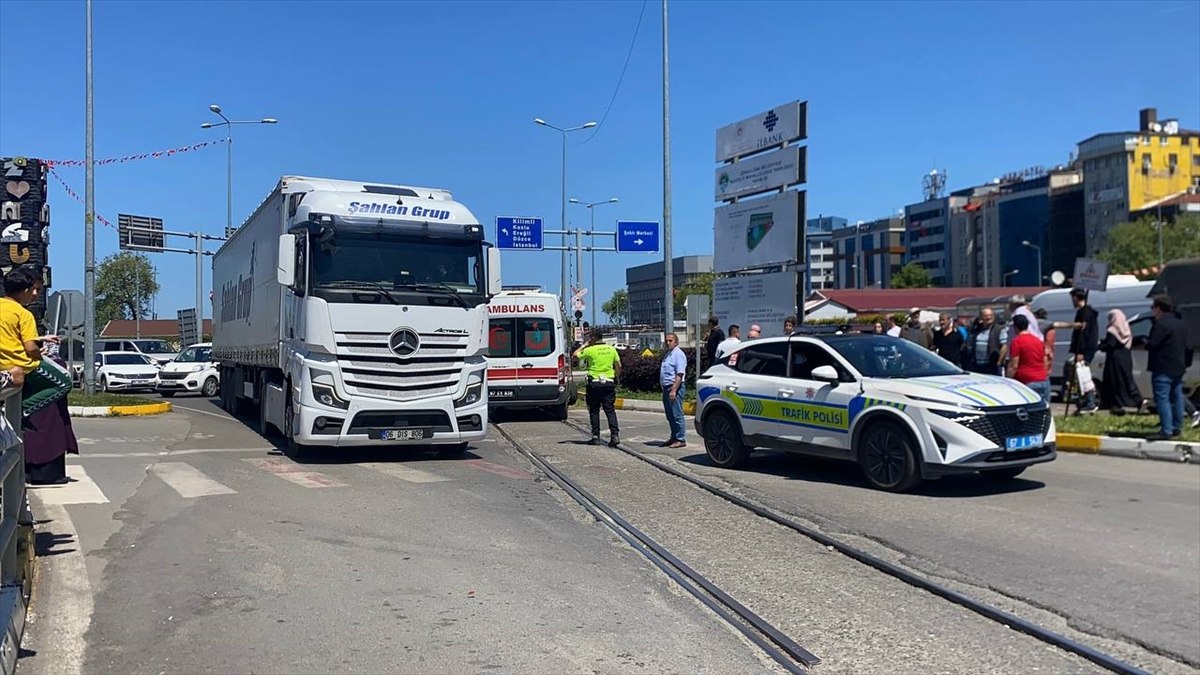 Zonguldak’ta kamyonun çarptığı yaşlı kadın, yaşamını yitirdi