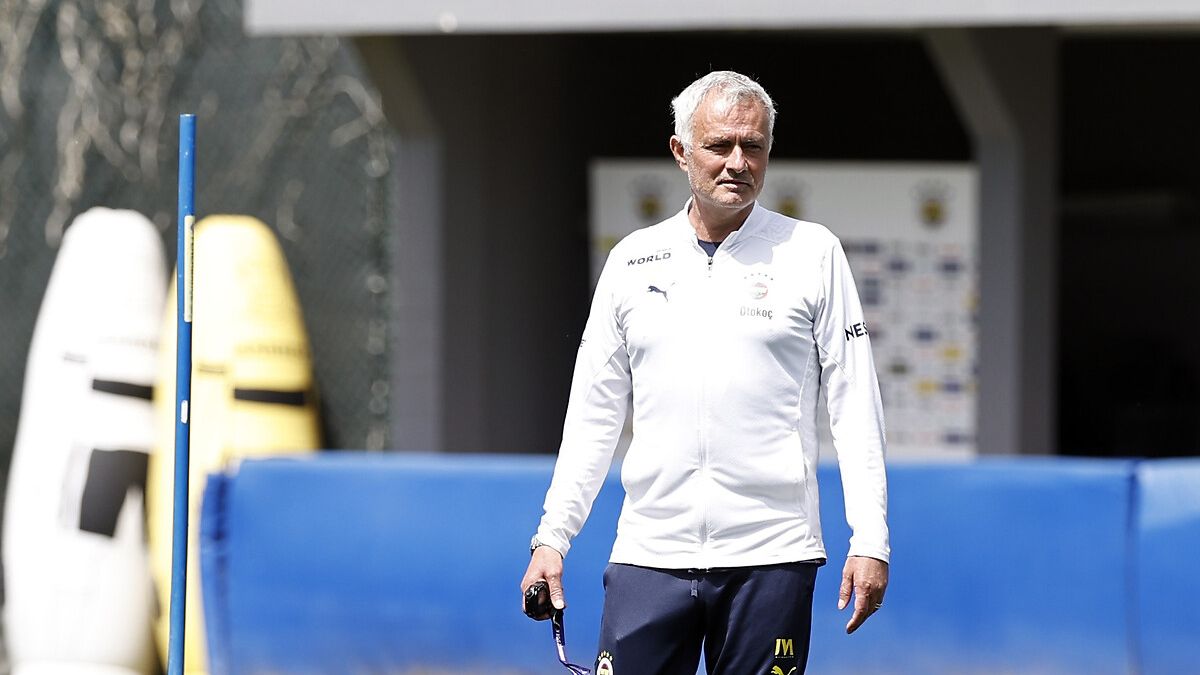 Fenerbahçe’de transfer hareketliliği!