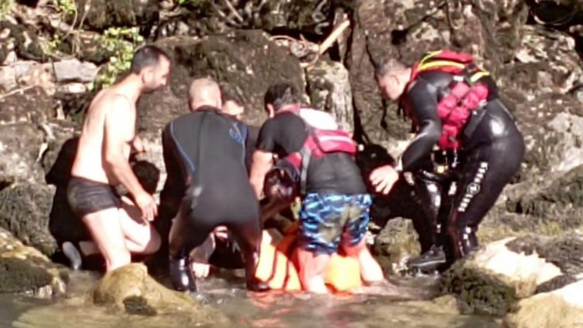 Tunceli’de boğulma tehlikesi geçiren genç kız kalp masajıyla hayata tutundu
