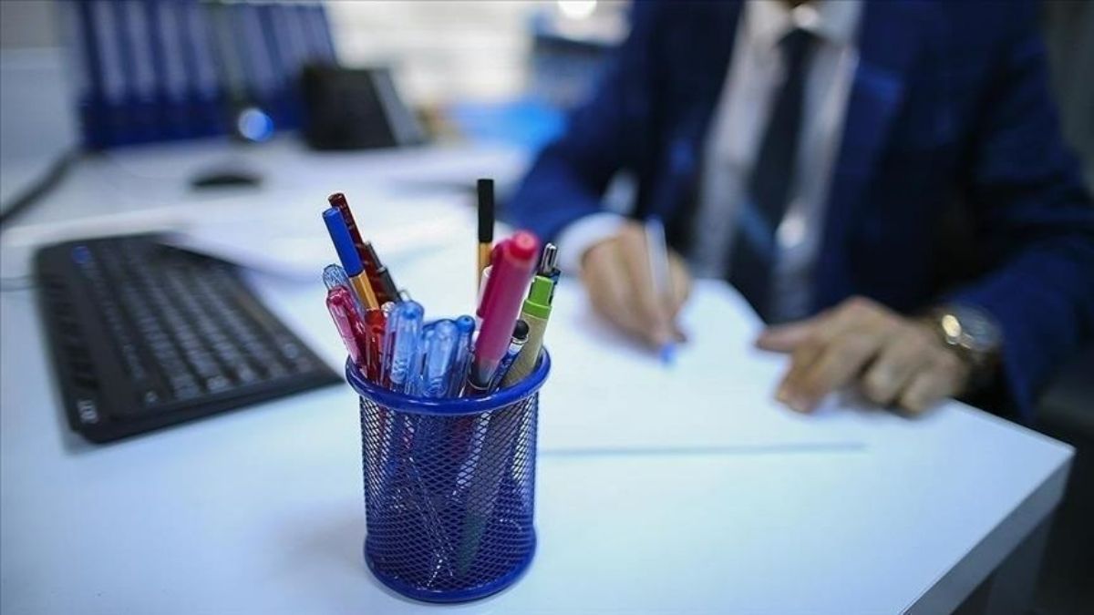 Bazı bakanlık ve kurumlara 2 bin 659 kadro ihdası yapıldı