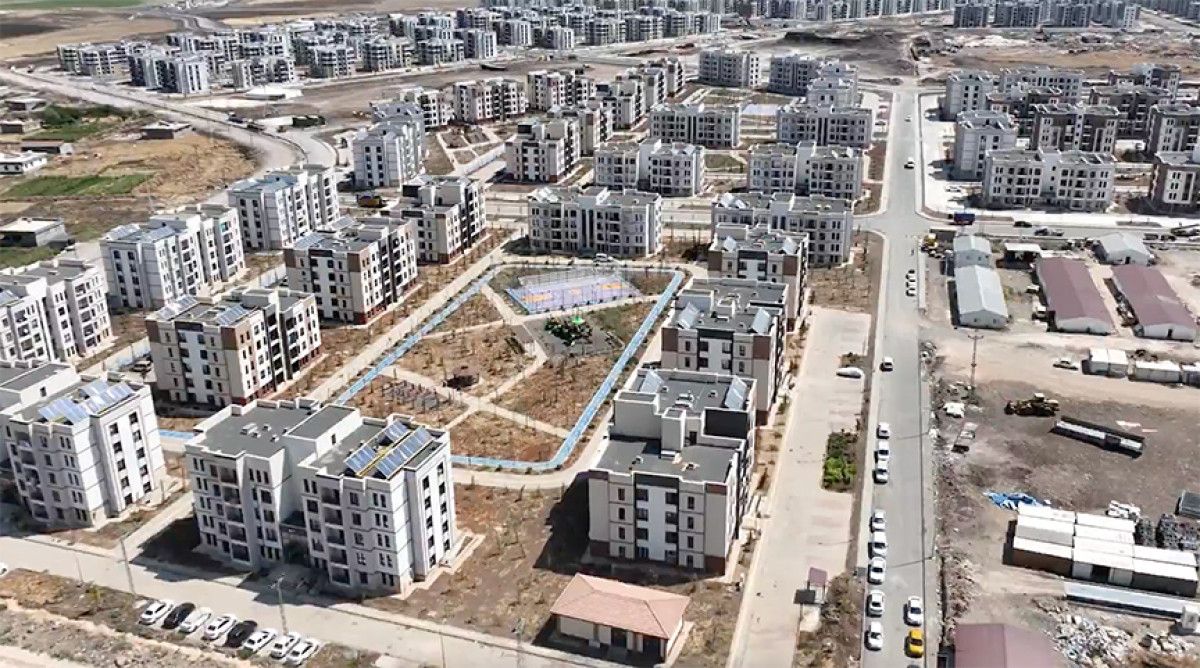 Asrın inşa seferberliği ile deprem bölgesinde teslim edilen konut sayısı 250 bini aştı
