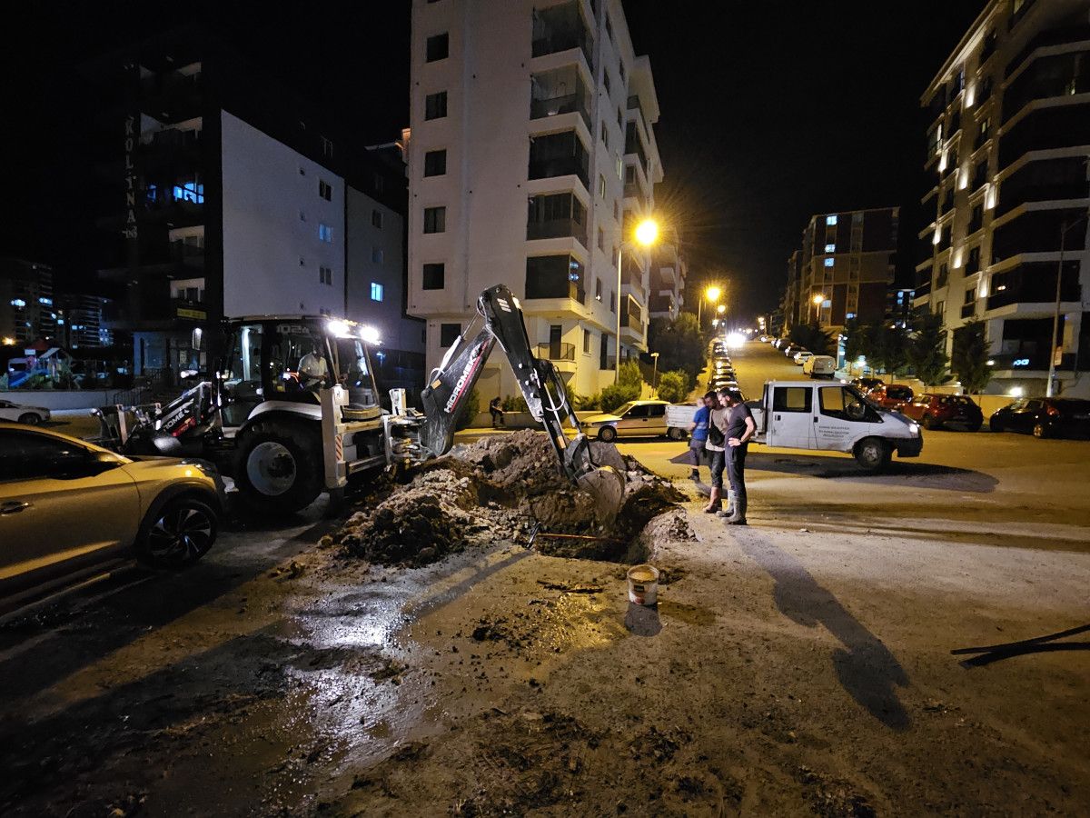 Edirne’de su arızası çalışmasında doğalgaz hattı patladı