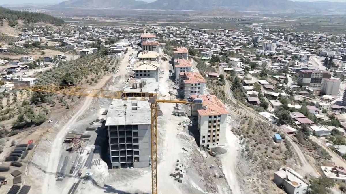 Hatay’da 622 afet konutunun yapımı devam ediyor
