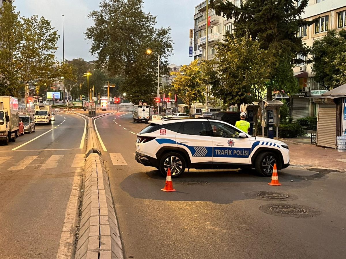 İstanbul’da 30 Ağustos Zafer Bayramı nedeniyle Vatan Caddesi trafiğe kapatıldı