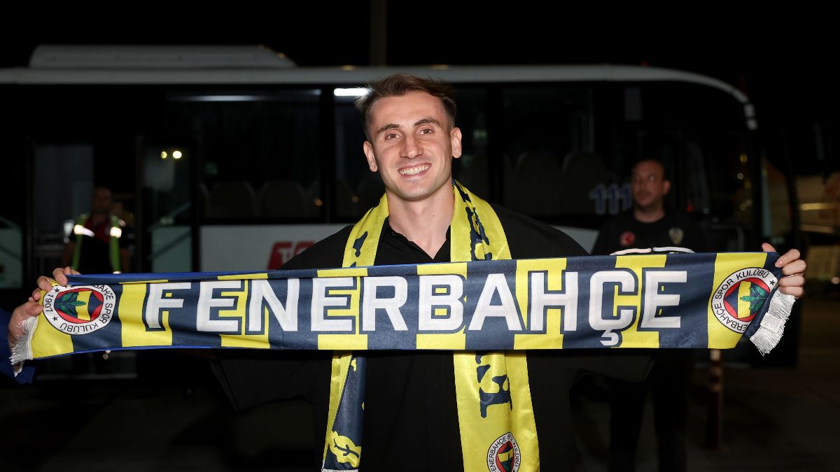 Kerem Aktürkoğlu, Fenerbahçe için İstanbul’a geldi