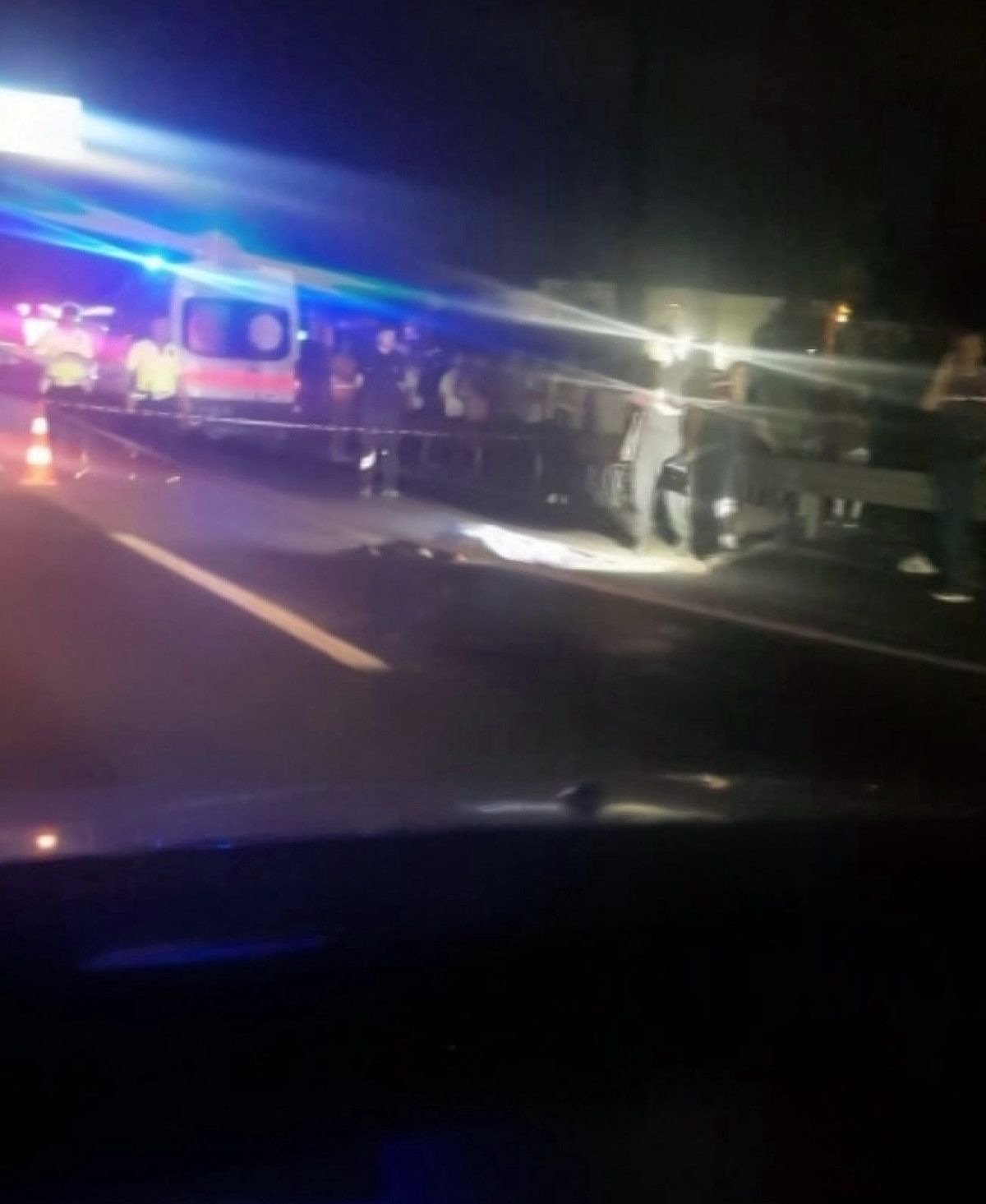 Sakarya’da korkunç kaza: Üzerinden birçok araç geçti