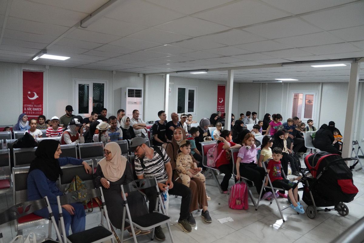 Ülkesine dönen toplam Suriyeli sayısı 1 milyonu aştı