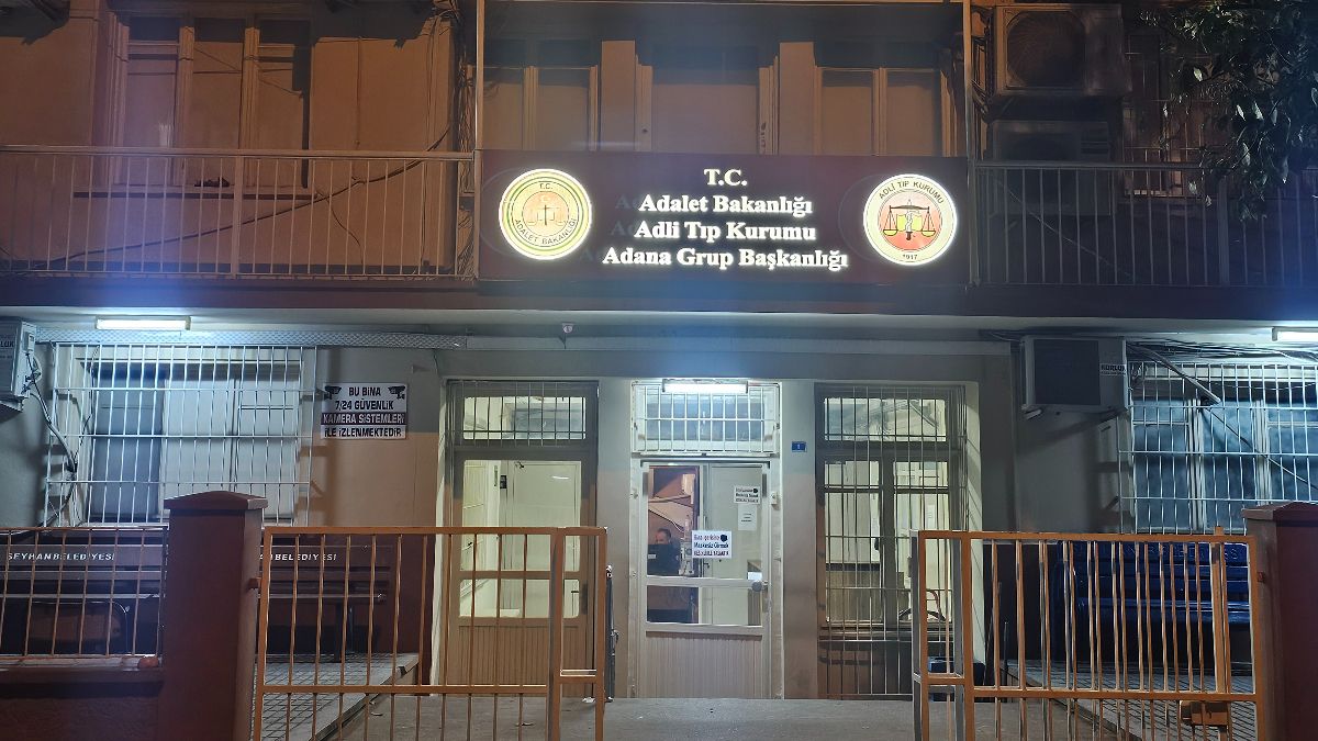 Adana’da park yeri tartışması: Komşusunu 7 yerinden vurarak öldürdü