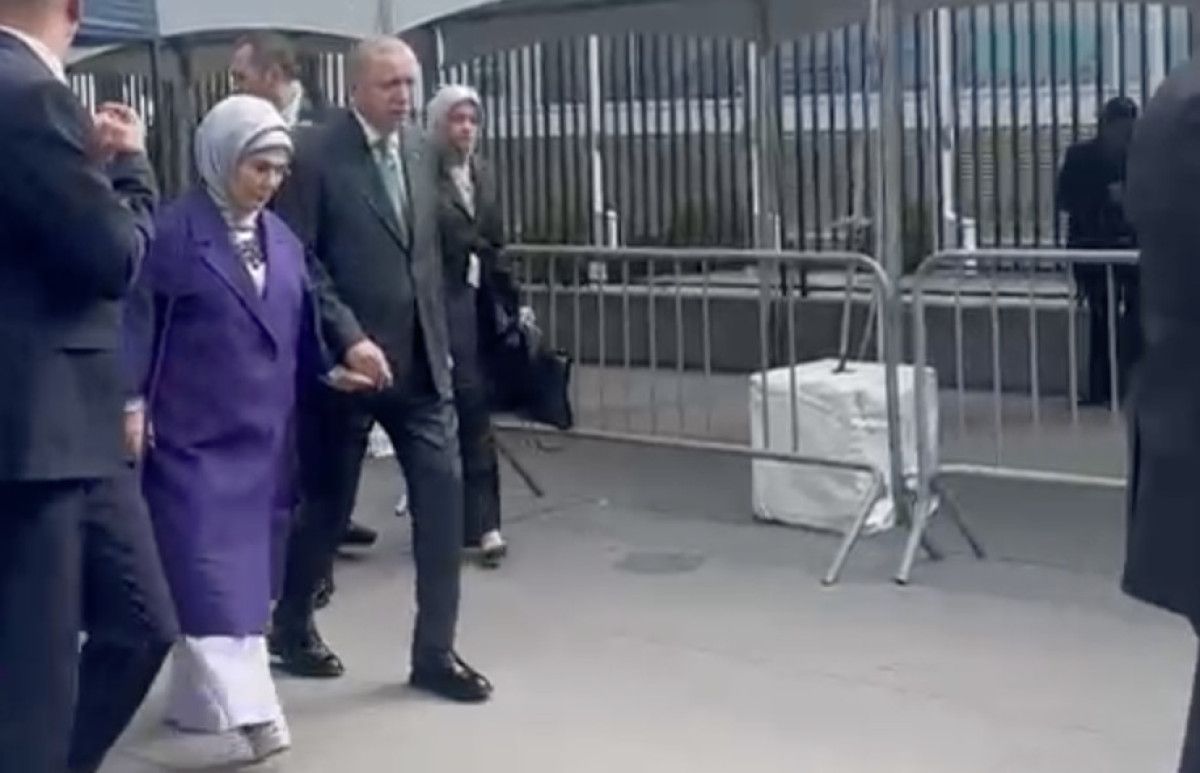 Cumhurbaşkanı Erdoğan, BM binasına Emine Erdoğan ile el ele geldi