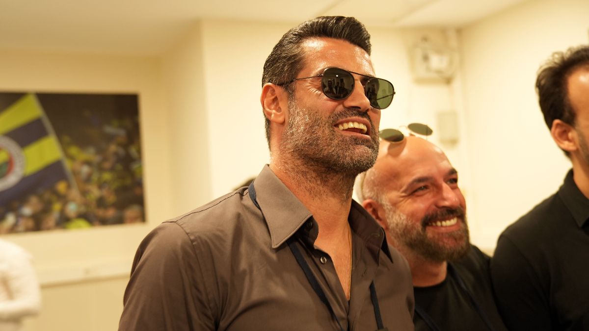 Fenerbahçe başkanlık seçimi: Ünlü isimler de oy kullandı