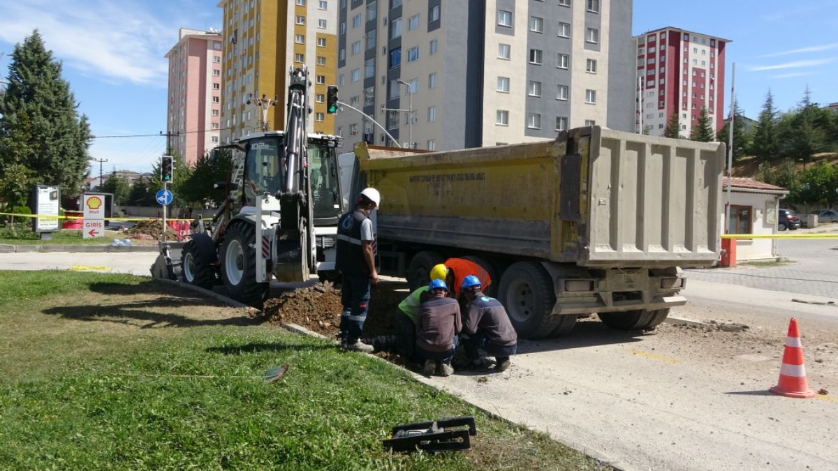 Kastamonu’da kazı sırasında patlayan doğalgaz borusu paniğe yol açtı
