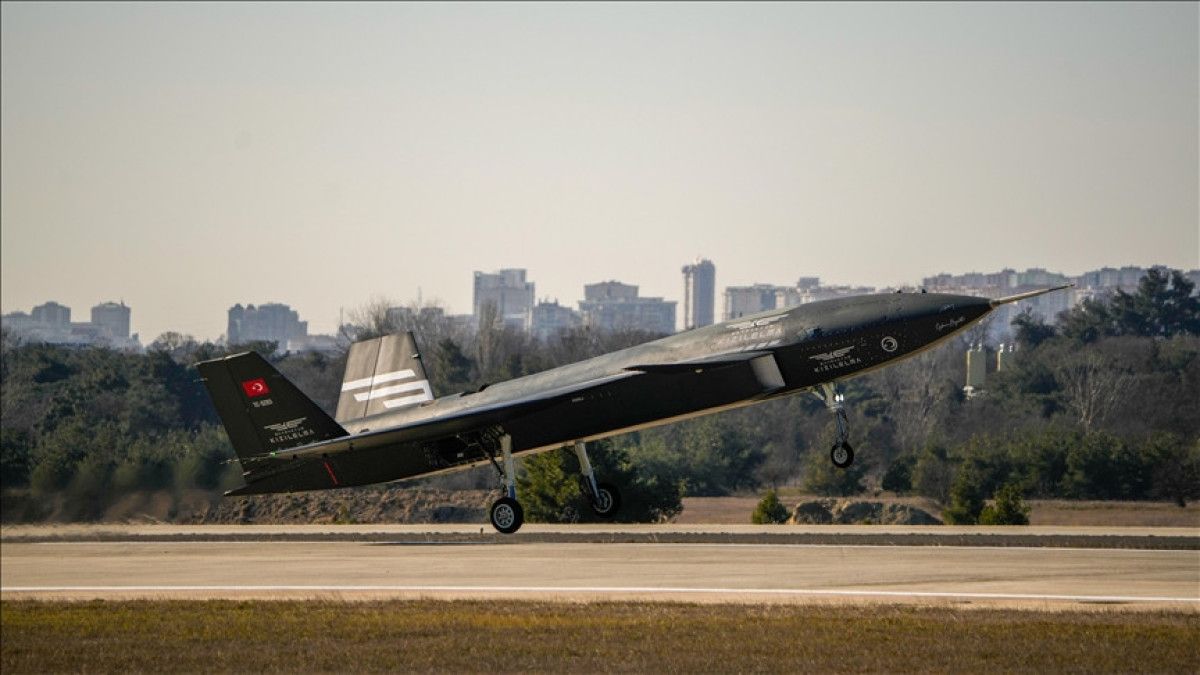 Kızılelma’nın ilk silahlı test uçuşu İspanyol basınında