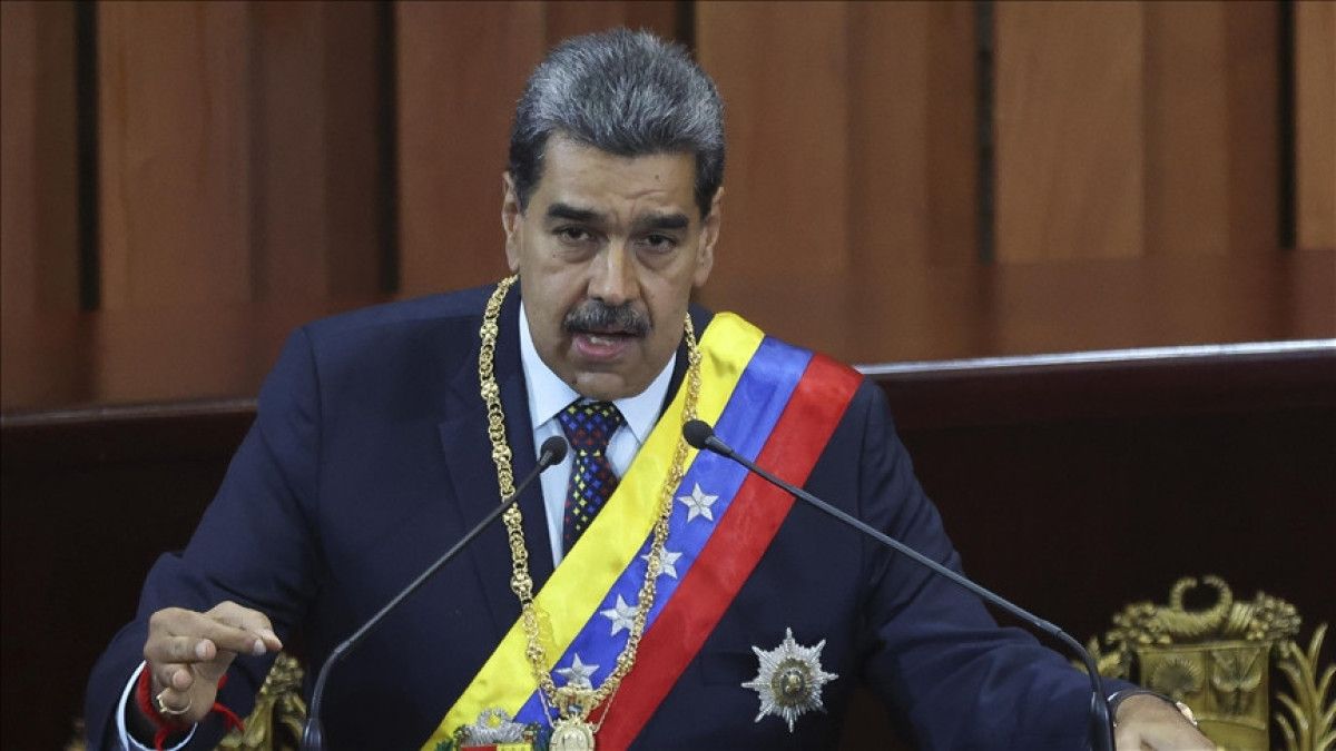 Maduro: Saldırıya uğrarsak silahlı mücadele aşamasına geçeriz