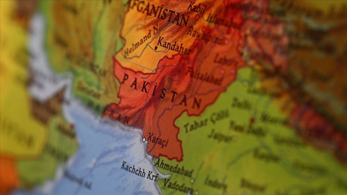 Pakistan’da askeri tesise bombalı saldırı: 6 asker öldü