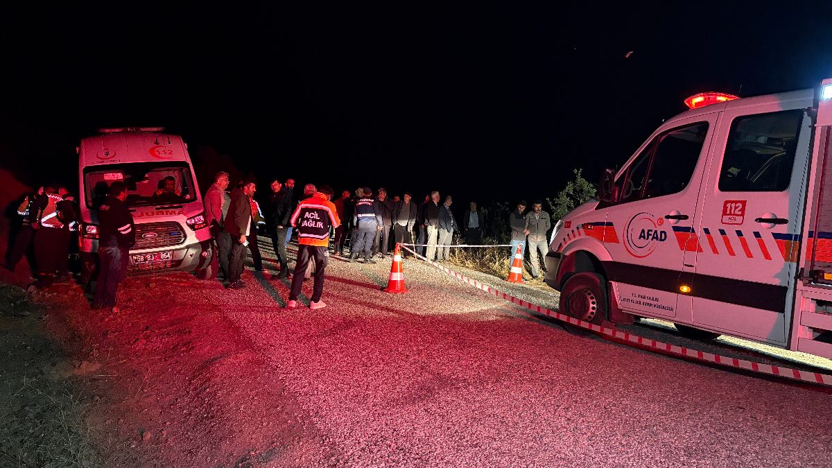 Sivas’ta uçuruma yuvarlanan otomobildeki 4 kişi can verdi