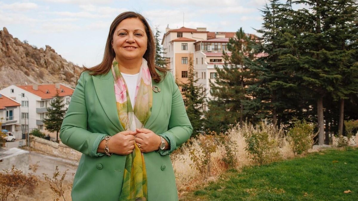 Afyonkarahisar Belediye Başkanı Burcu Köksal’ın AK Parti’ye geçeceği iddiası gündemde