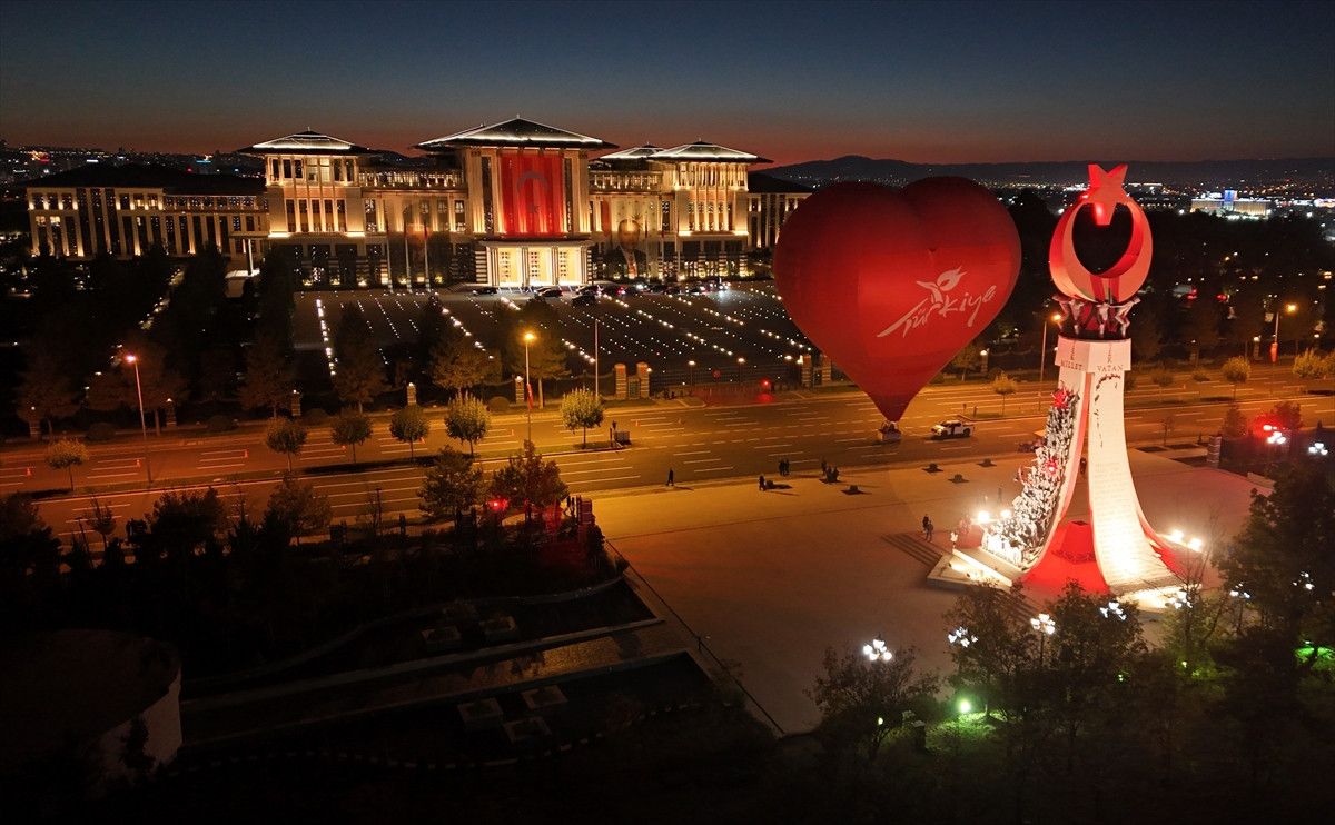 Beştepe’de 29 Ekim’e özel sıcak hava balonu etkinliği düzenlendi