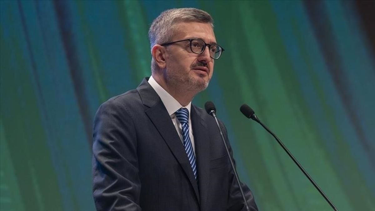 Burhanettin Duran’dan İsrail’in Gazze’ye saldırısına tepki