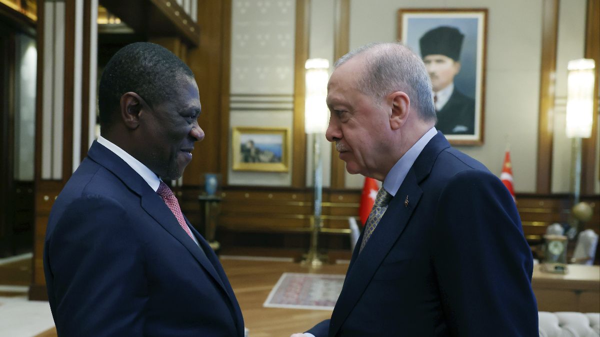 Cumhurbaşkanı Erdoğan, Paul Mashatile’yi kabul etti