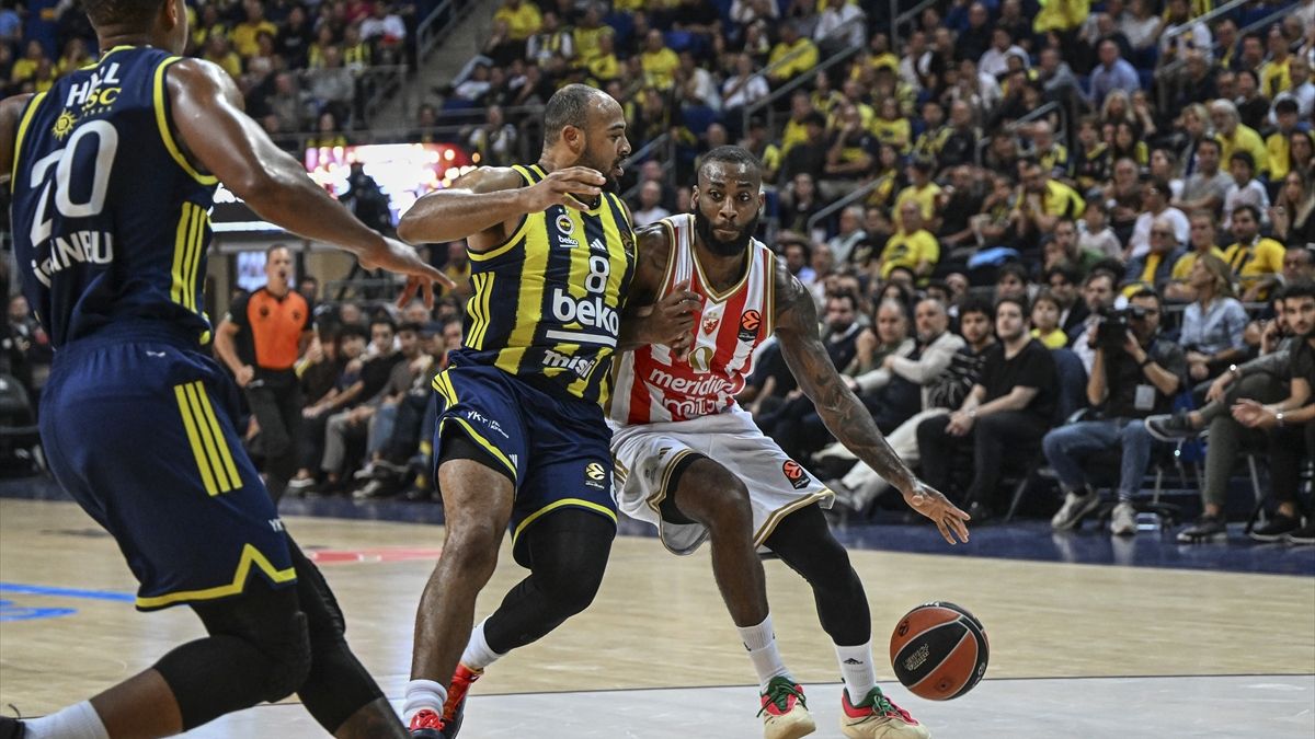 Fenerbahçe sahasında Kızılyıldız’a yenildi