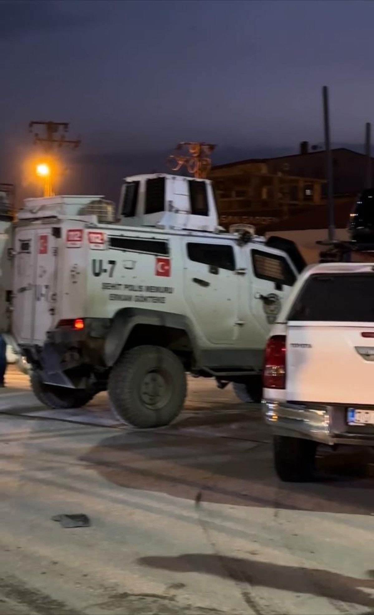 Hakkari’de bıçaklı kavgada 1 kişi yaralandı