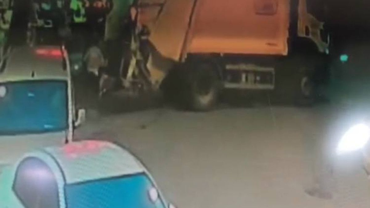 İstanbul Esenyurt’ta çöp kamyonunun çarptığı kadın can verdi