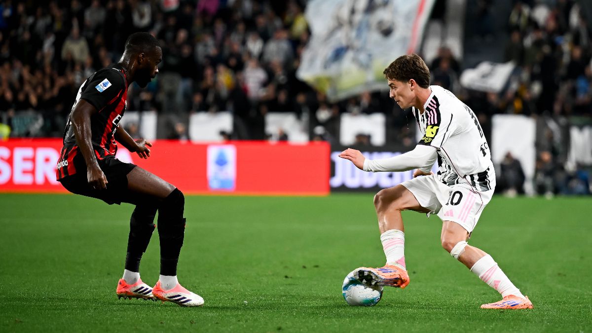 Juventus ile berabere kalan Milan liderlikten oldu