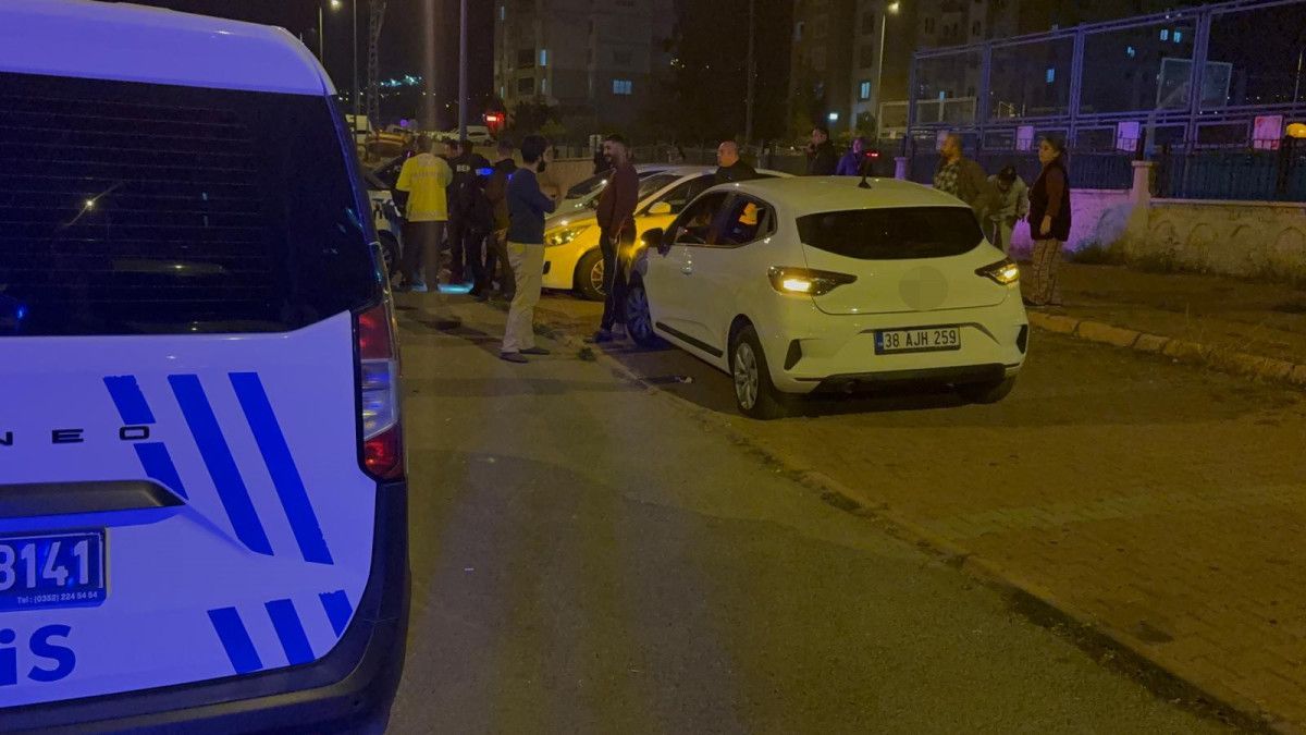 Kayseri’de bir baba polisten kaçan oğluna tepki gösterdi: Lastik yerine keşke kafana sıksalardı