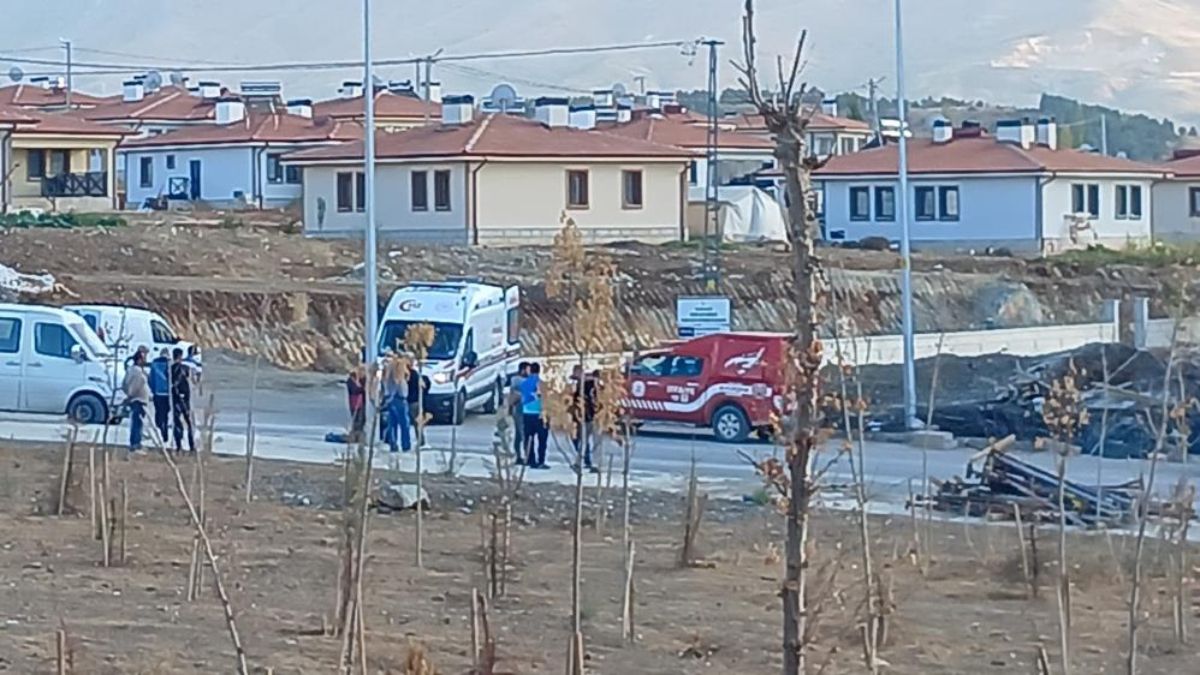 Malatya’da beton dökümünde kalıbın çökmesi sonucu 2 işçi yaralandı