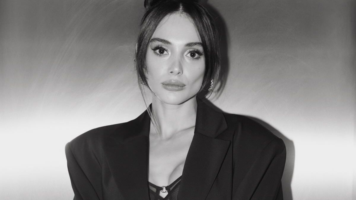 Rabia Soytürk son pozlarıyla sosyal medyayı salladı