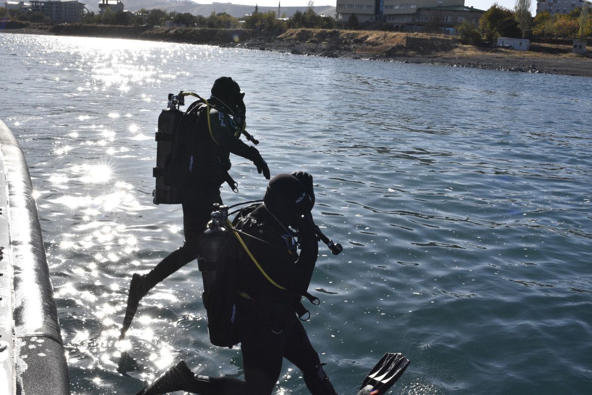 Van Gölü’nde güvenliğin sessiz kahramanları: Kurbağa Adamlar