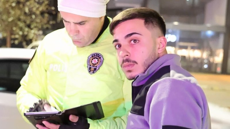 Aksaray’da sigortasız ve muayenesiz aracı kullanan ehliyetsiz sürücüye ceza yağdı