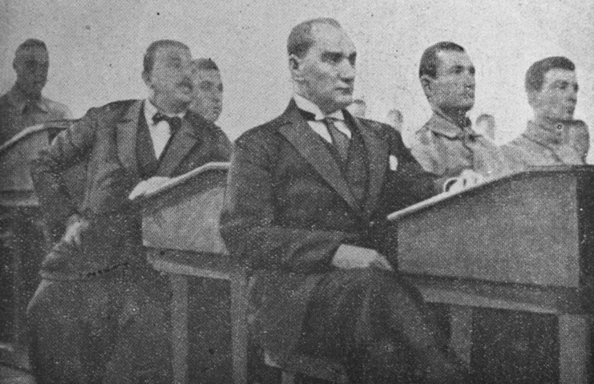 Atatürk, aramızdan ayrılışının 87. yılında anılıyor