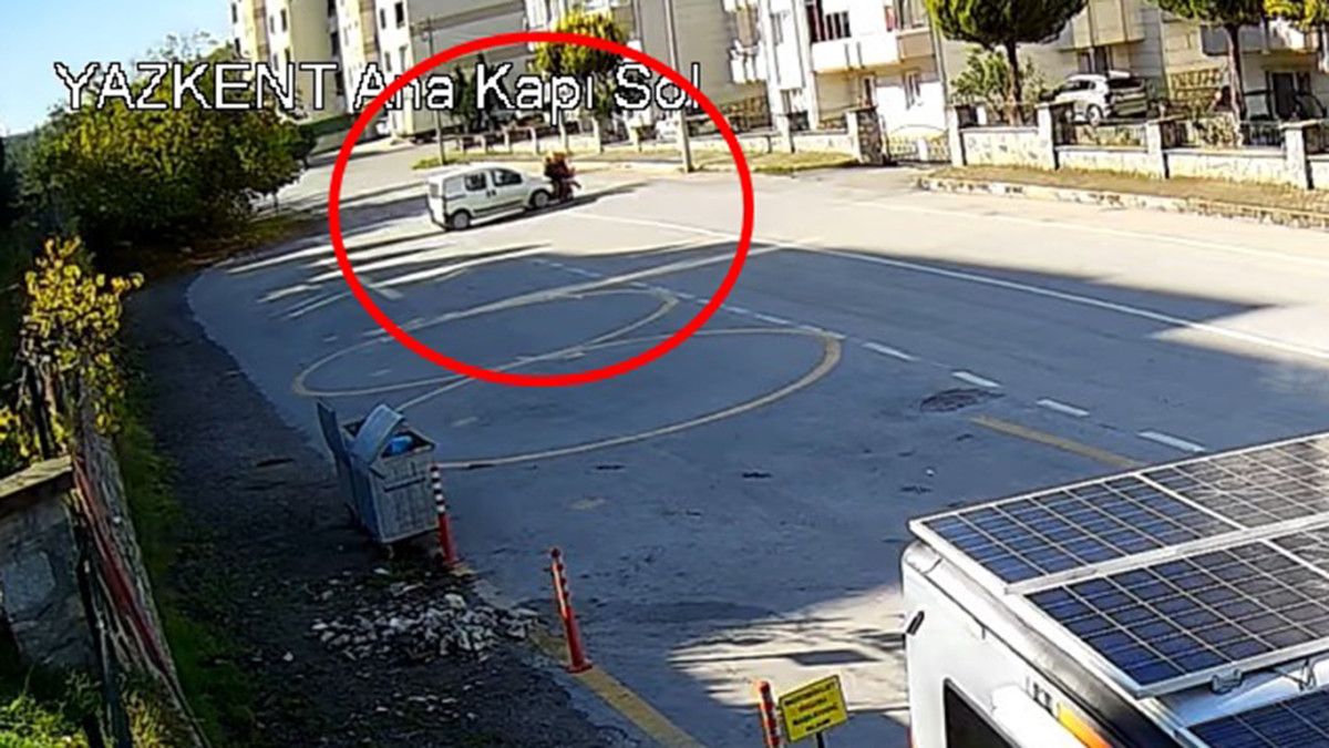 Bursa’da ehliyetsiz sürücünün çarptığı motosikletteki kurye yaralandı