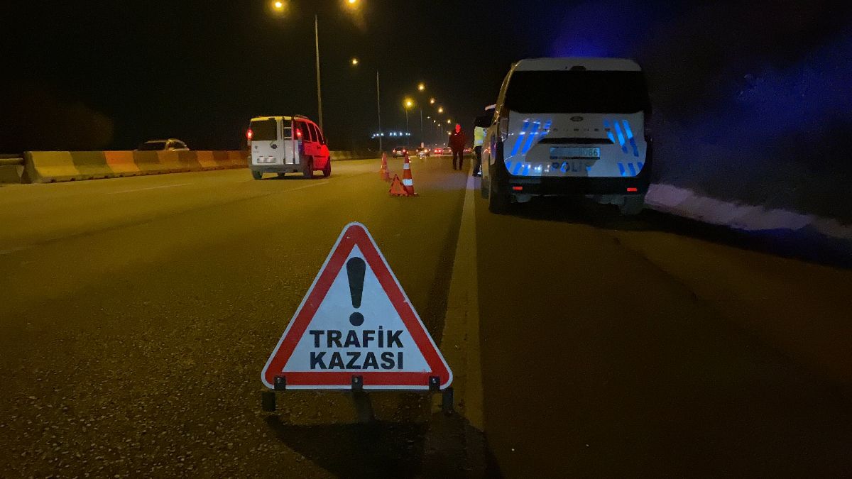 Bursa’da motosiklete çarpan alkollü sürücü olay yerinden kaçtı