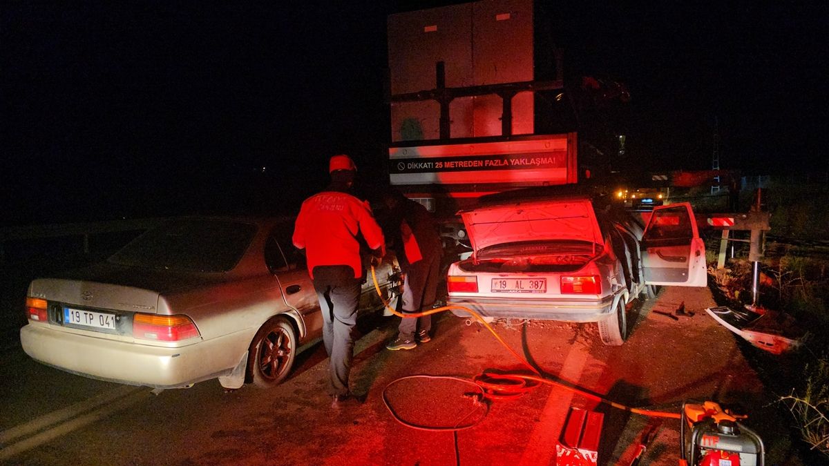 Çorum’da otomobiller vince çarptı: 1 ölü