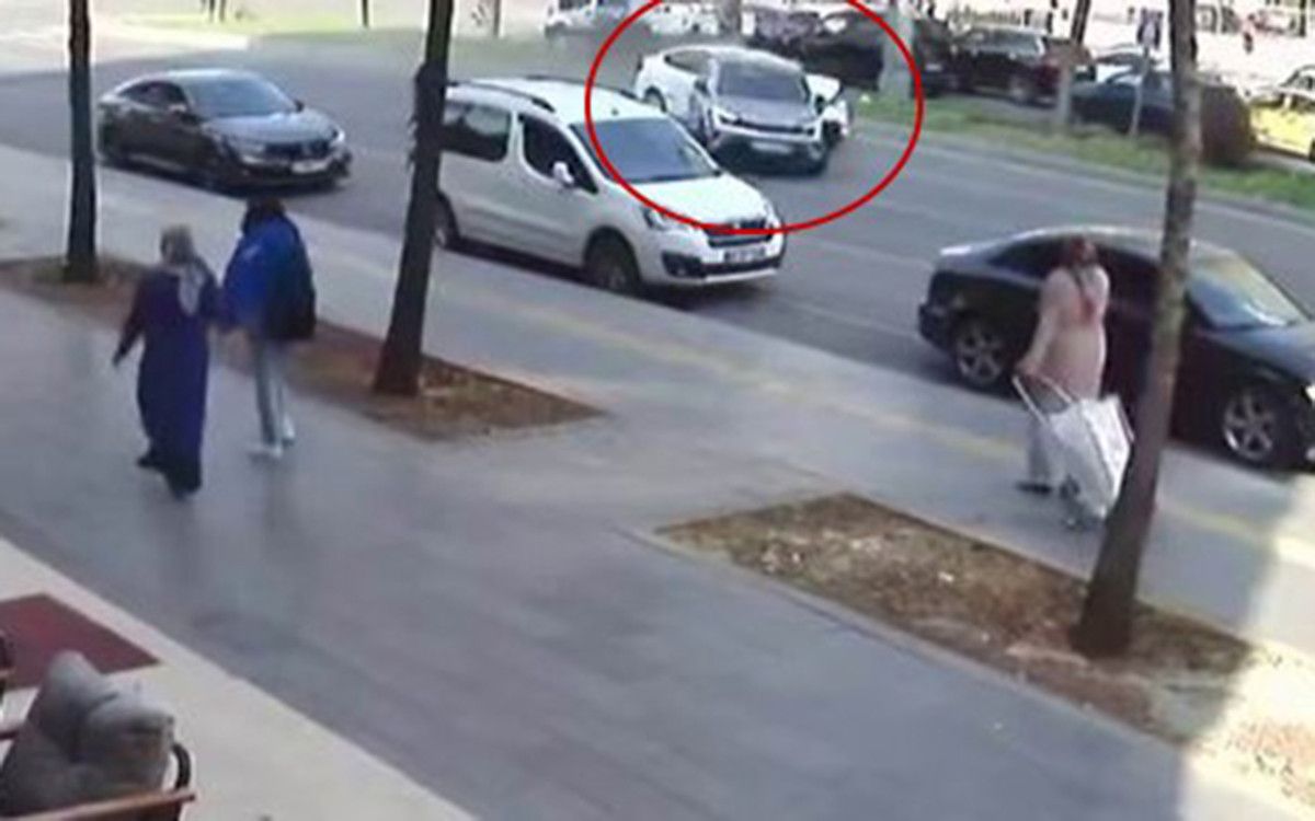 Diyarbakır’da trafik kazası kameraya yansıdı