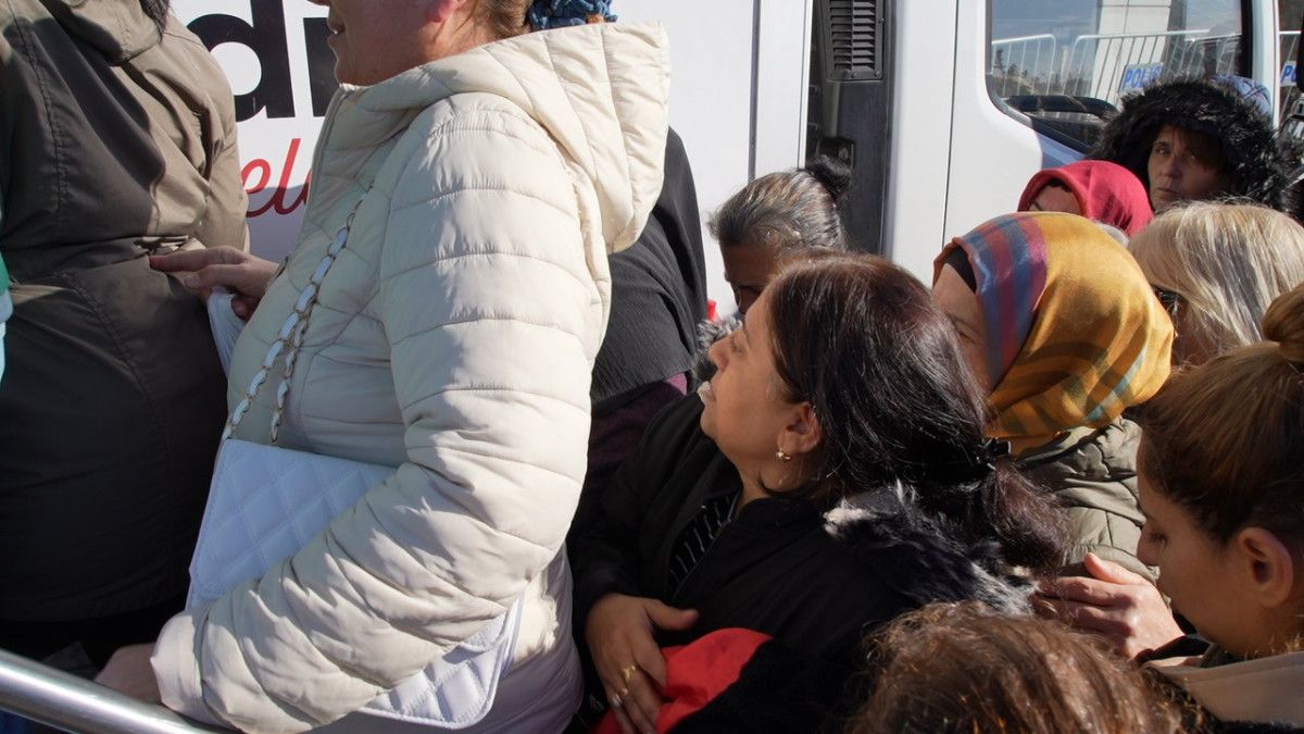 Edirne’nin kurtuluş gününde ‘yağ’ izdihamı: Ezilme tehlikesi geçirdiler