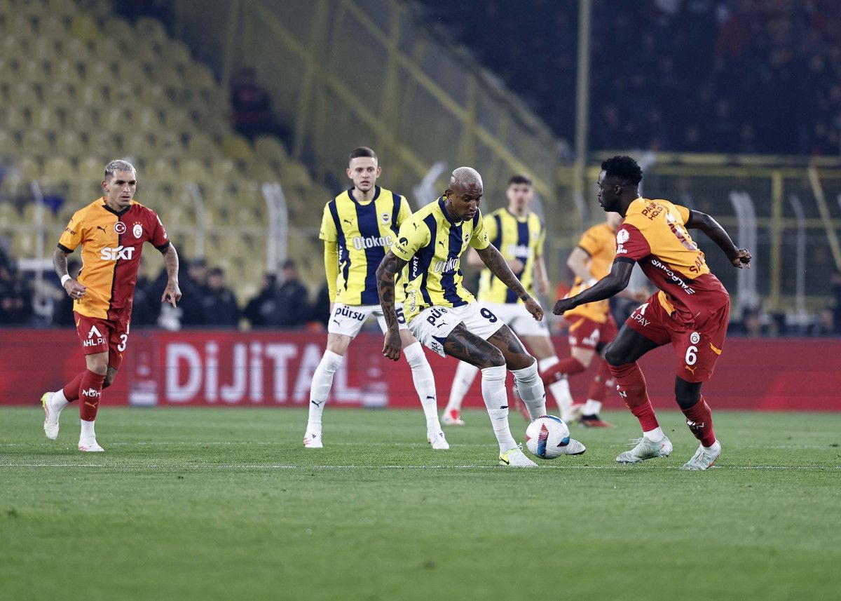 Galatasaray ve Fenerbahçe derbilerinde ilk gol kritik öneme sahip