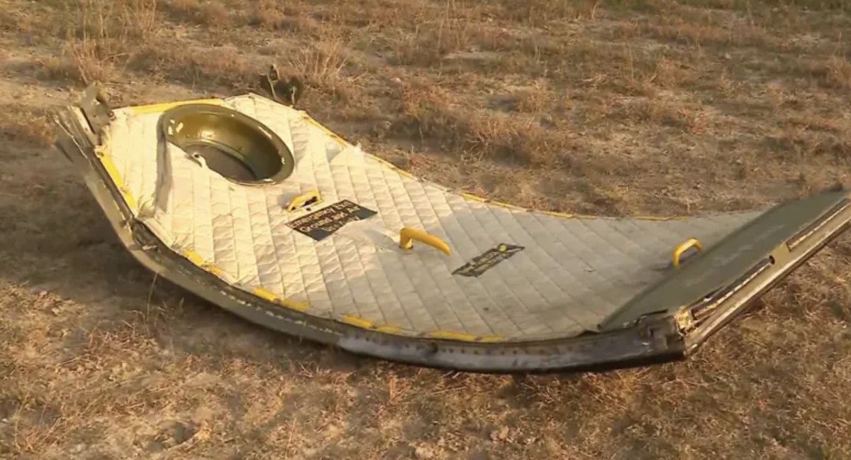 Gürcistan-Azerbaycan sınırında düşen uçağın enkazından görüntüler