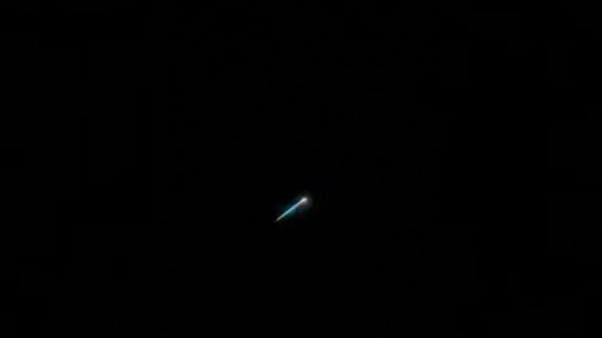 İstanbul’da gökyüzünde parlak bir cisim görüldü