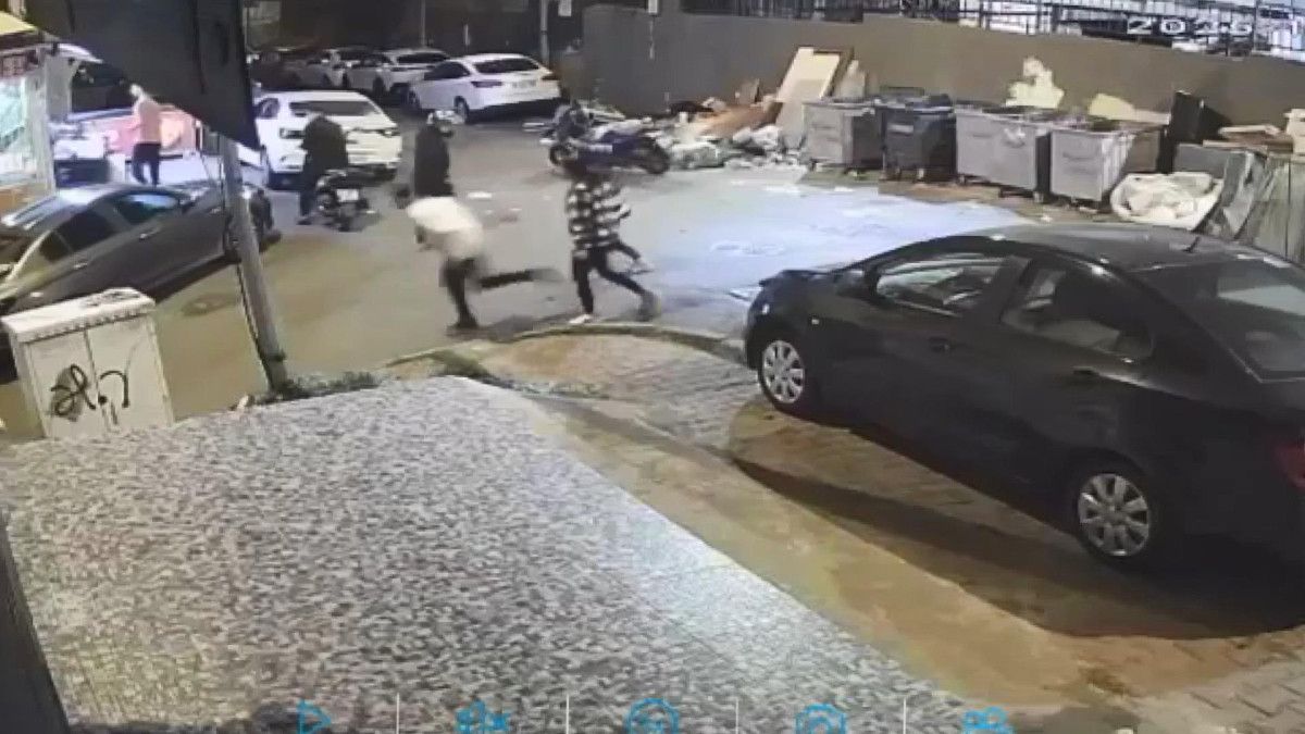 İstanbul’da trafikte yol verme kavgasında 2 kişiyi bıçaklayan şüpheli tutuklandı