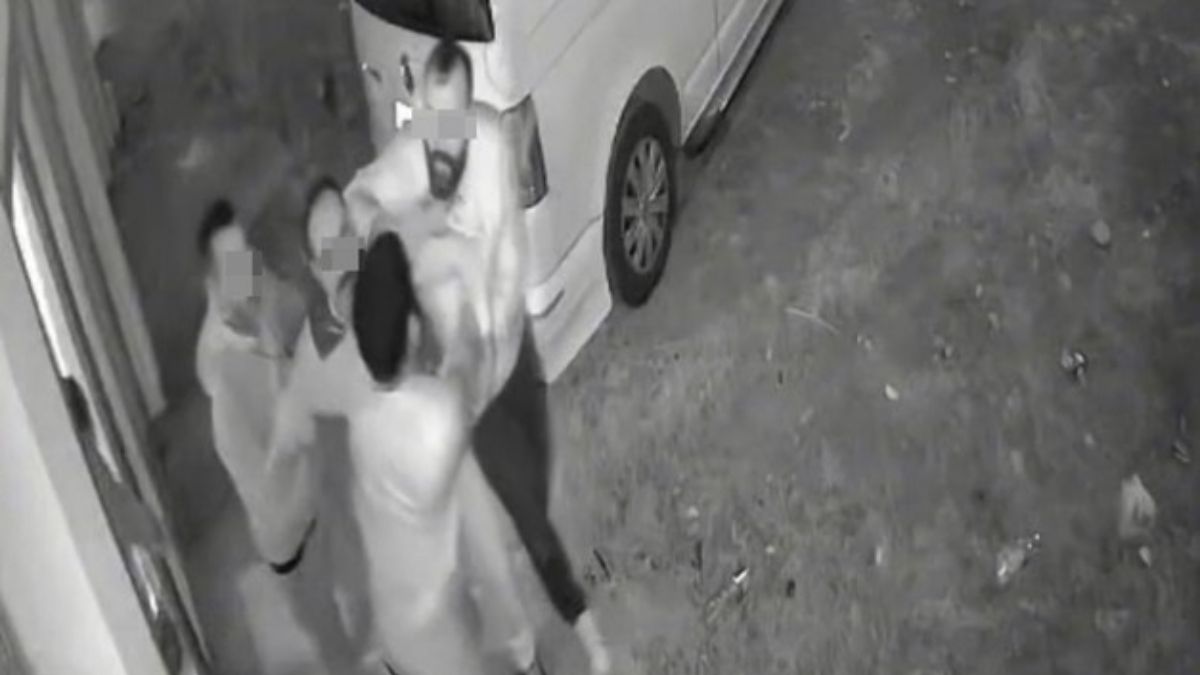 Kayseri’de kukla sanatçısı, boşanma aşamasındaki eşi ve ailesi tarafından darbedildi