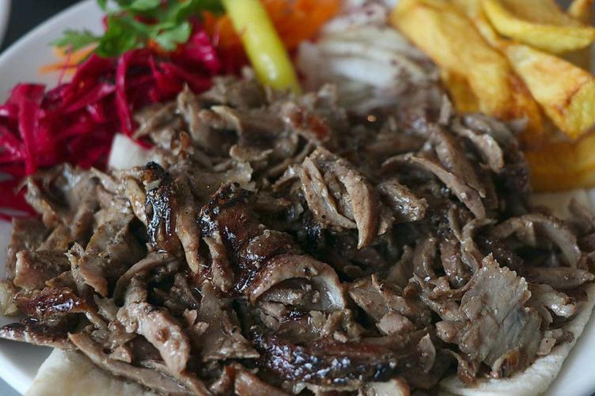 Keşfetleri ele geçirdi: Yağlı kağıtta yaprak döner tarifi…