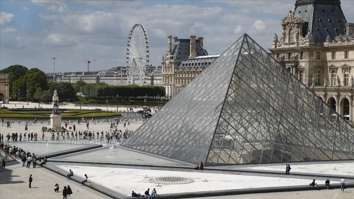 Louvre Müzesi’nde güvenlik önlemlerini artırma kararı alındı