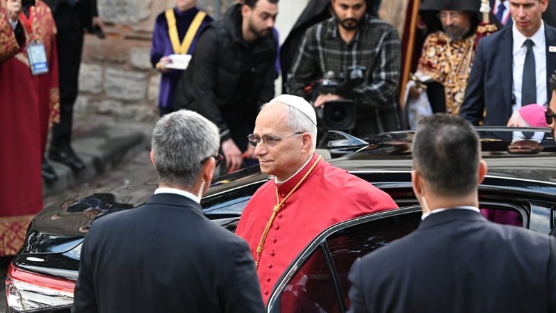 Papa 14. Leo, Ermeni Apostolik Katedrali’nde