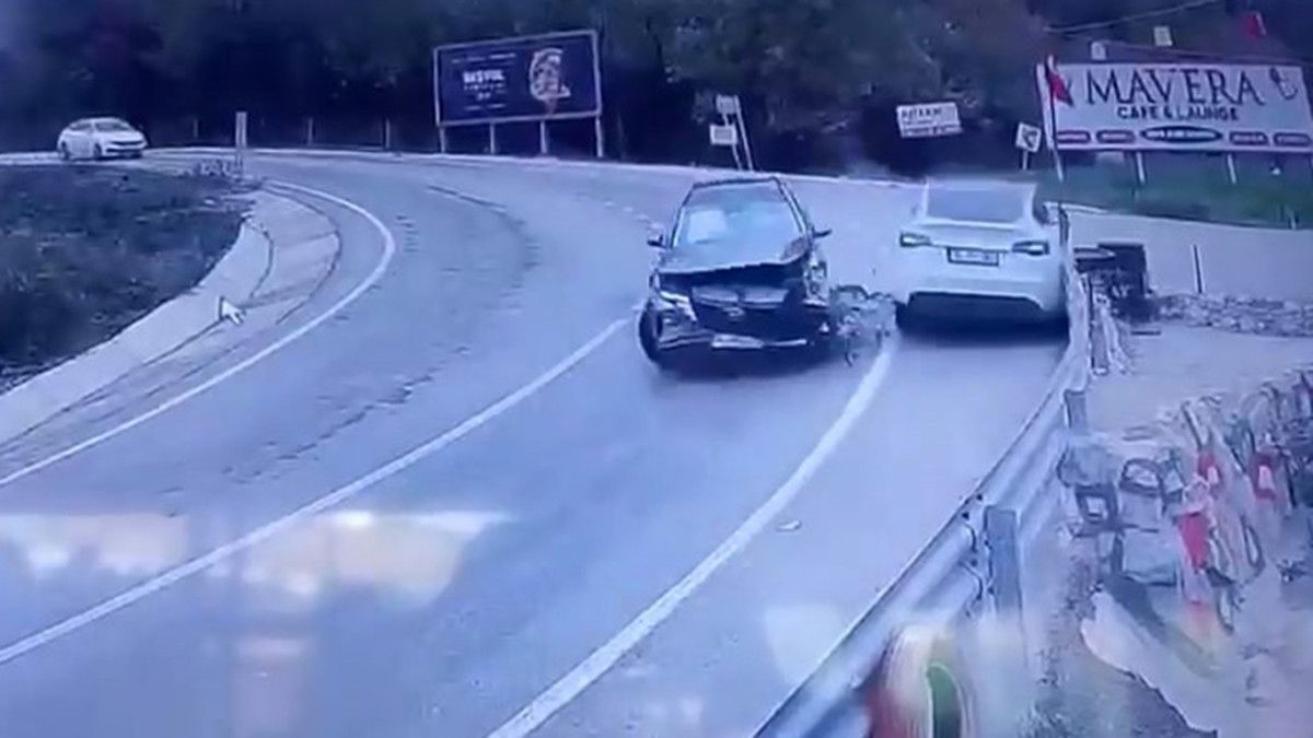 Bursa’da Uludağ yolu buz pistine döndü