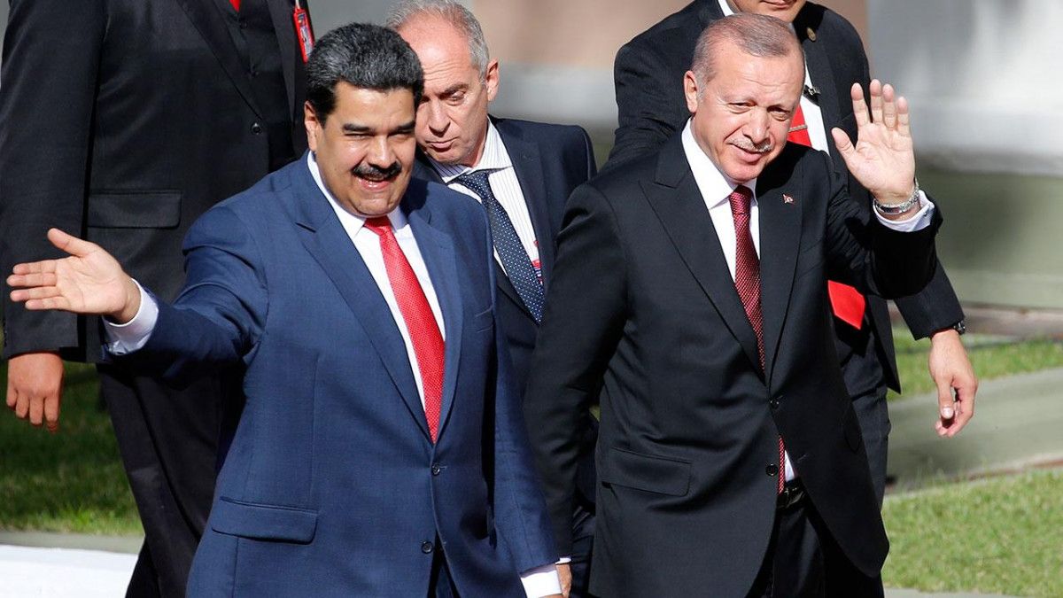 Cumhurbaşkanı Erdoğan, Nicolas Maduro ile görüştü