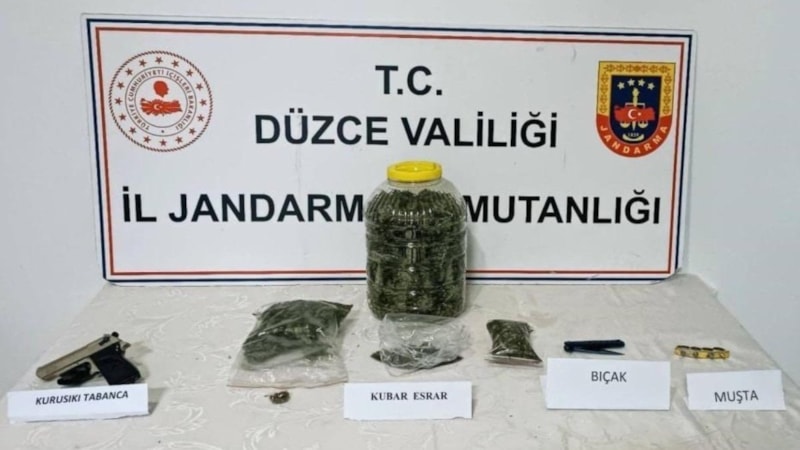 Düzce’de bidondan turşu yerine uyuşturucu çıktı